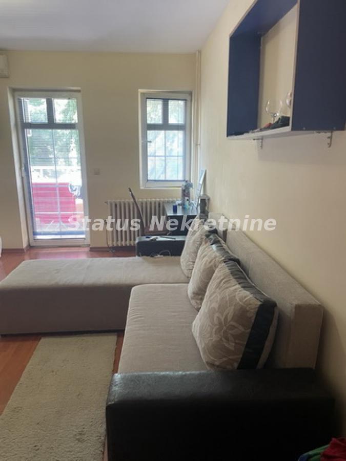 Stan Izdavanje Novi Sad  30 m2