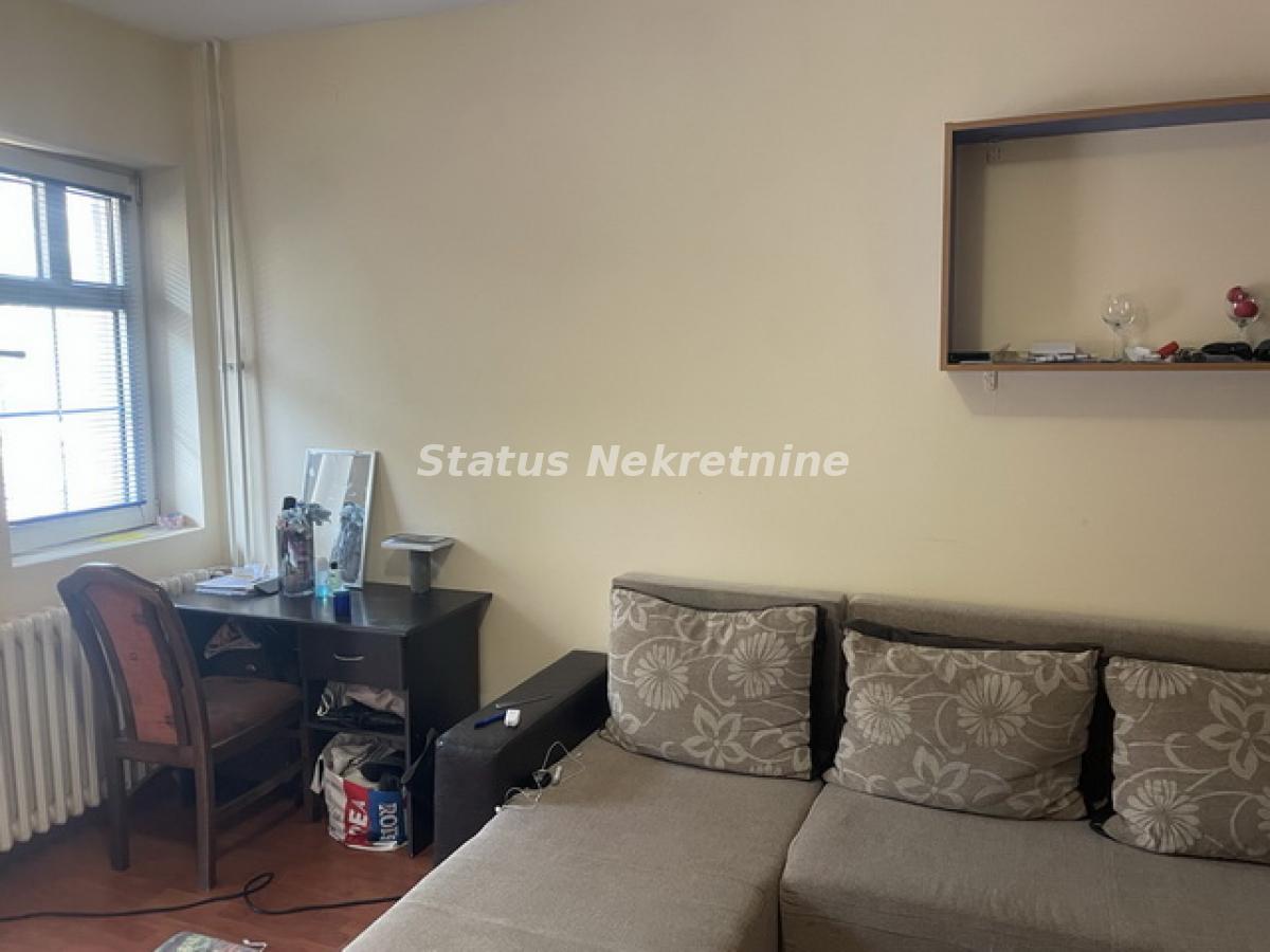 Stan Izdavanje Novi Sad  30 m2