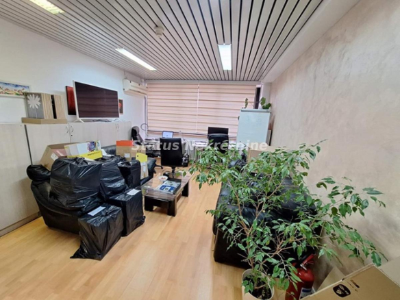 Lokal Izdavanje Novi Sad  46 m2