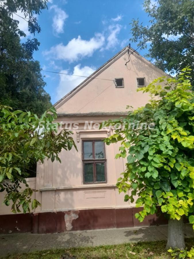 Kuća Prodaja Ruma  220 m2