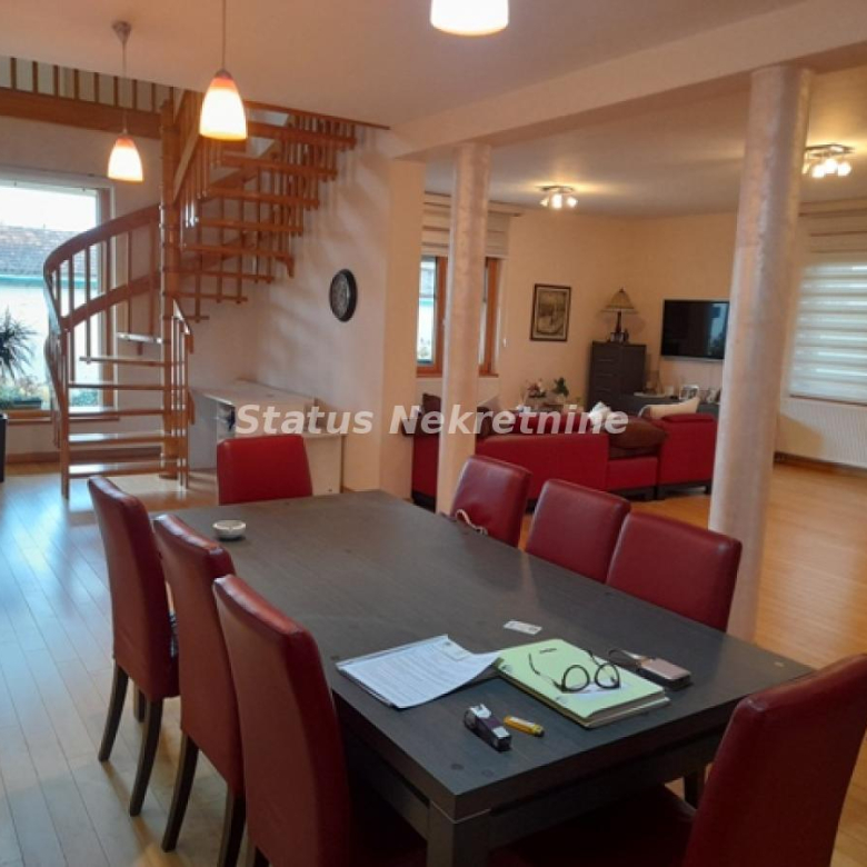 Kuća Prodaja Temerin  440 m2