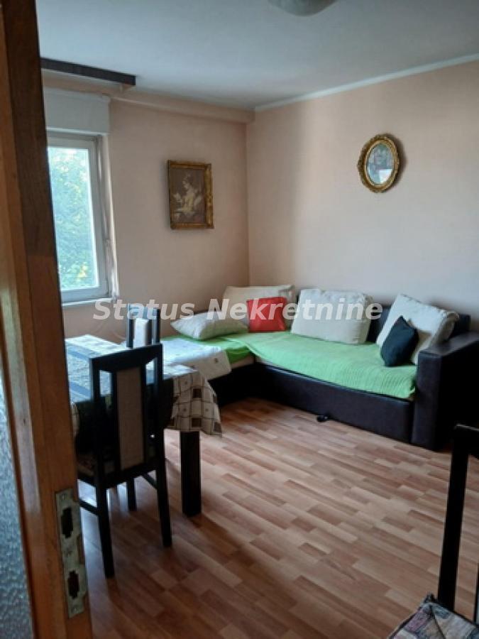 Stan Izdavanje Novi Sad  60 m2