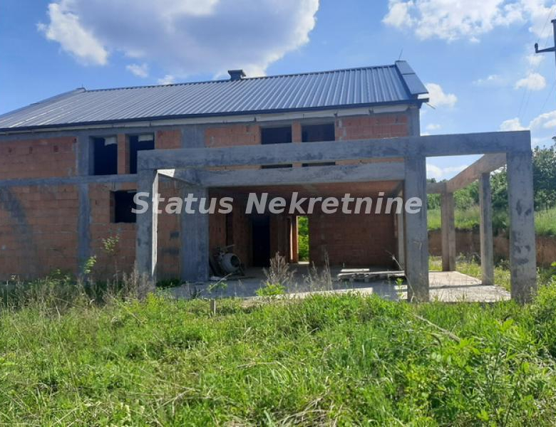 Kuća Prodaja Novi Sad  300 m2