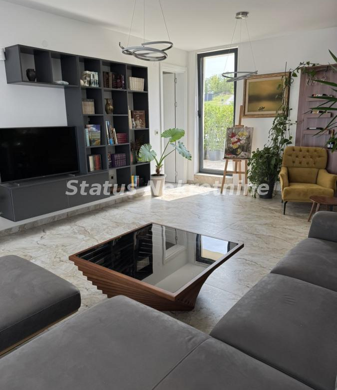 Stan Prodaja Novi Sad  147 m2