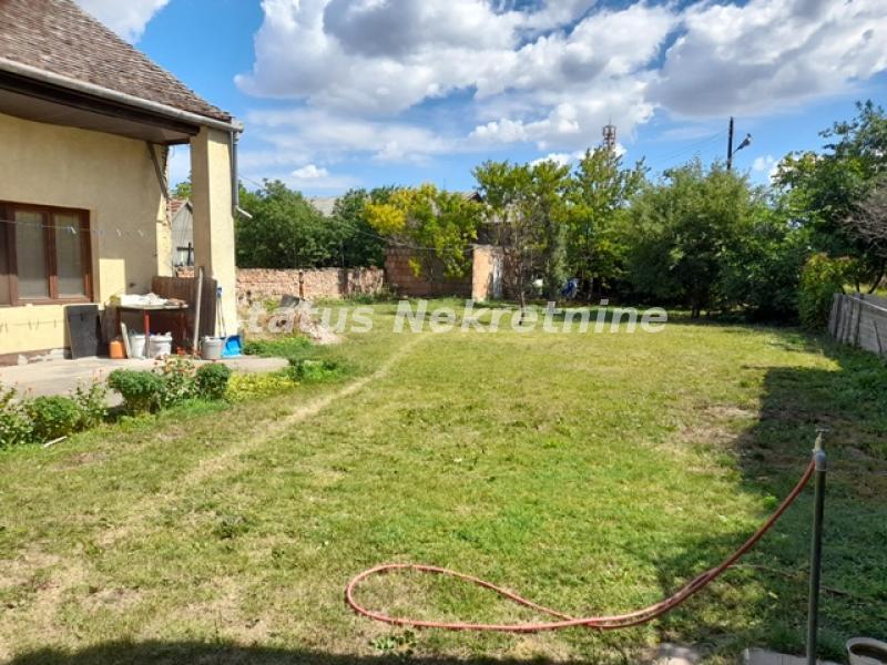 Kuća Prodaja Sremska Mitrovica Kuća Prodaja Sremska Mitrovica 230 m2