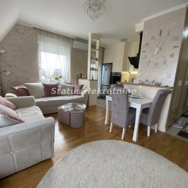 Stan Prodaja Novi Sad  87 m2