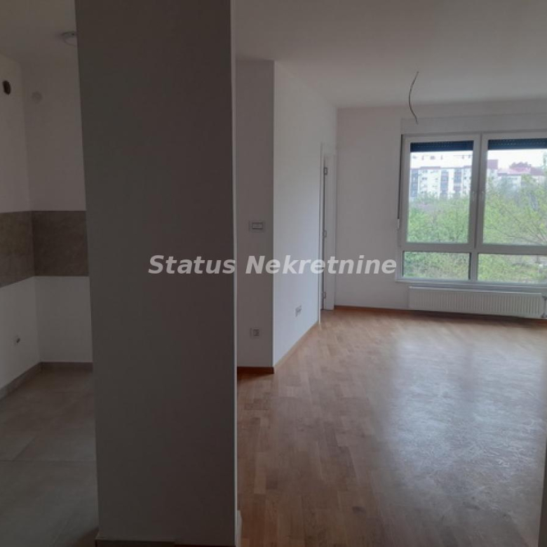 Stan Prodaja Novi Sad  77 m2