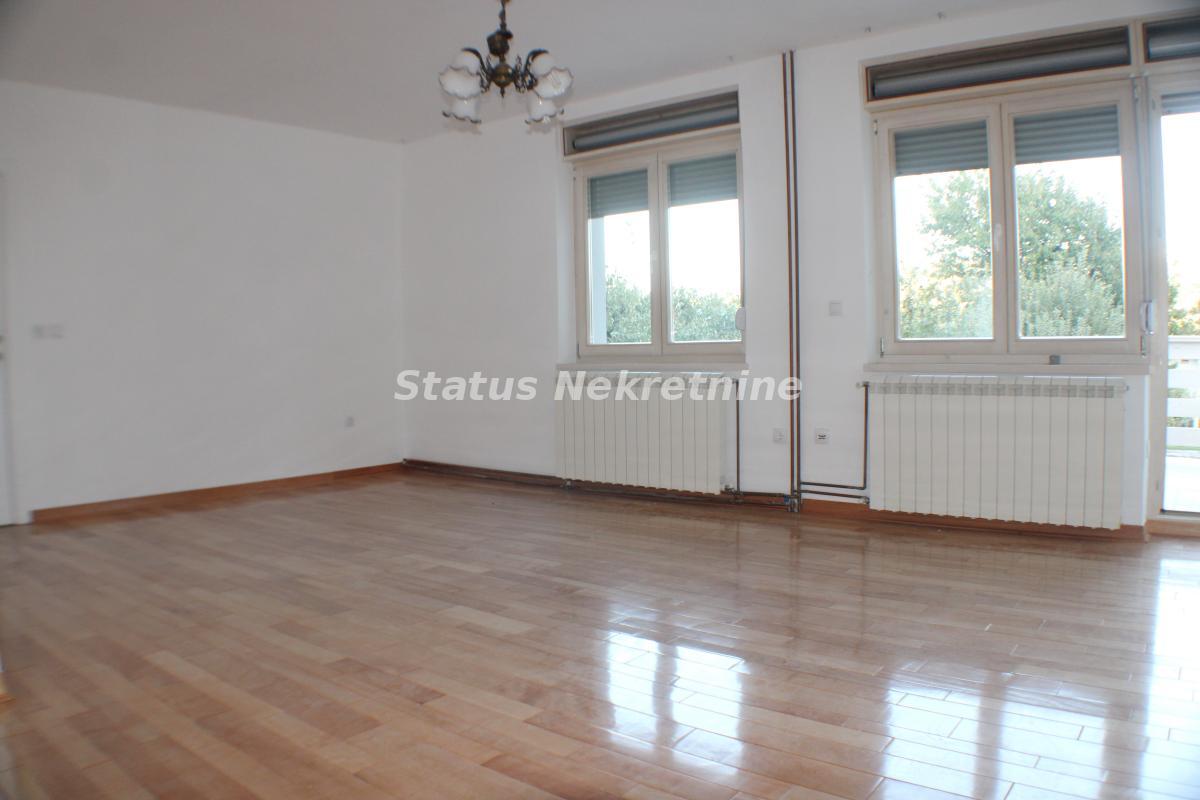Kuća Izdavanje Novi Sad Kuća Izdavanje Novi Sad 160 m2