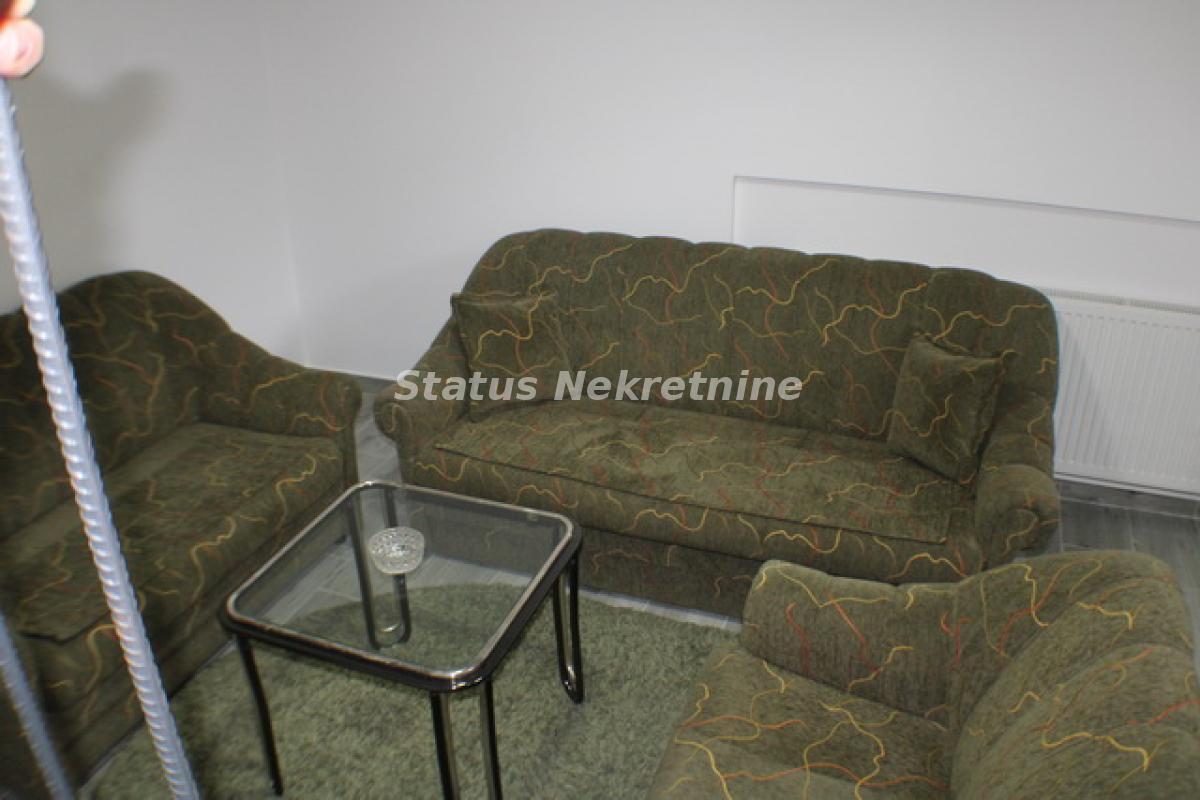 Stan Izdavanje Novi Sad  48 m2