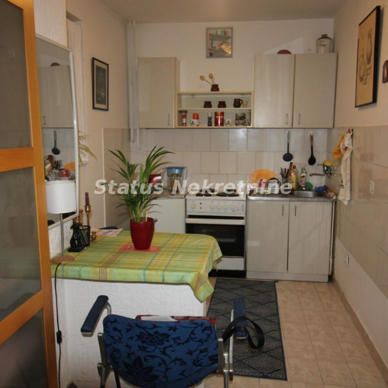 Stan Izdavanje Novi Sad  38 m2