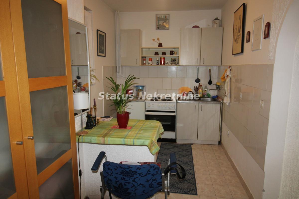 Stan Izdavanje Novi Sad  38 m2