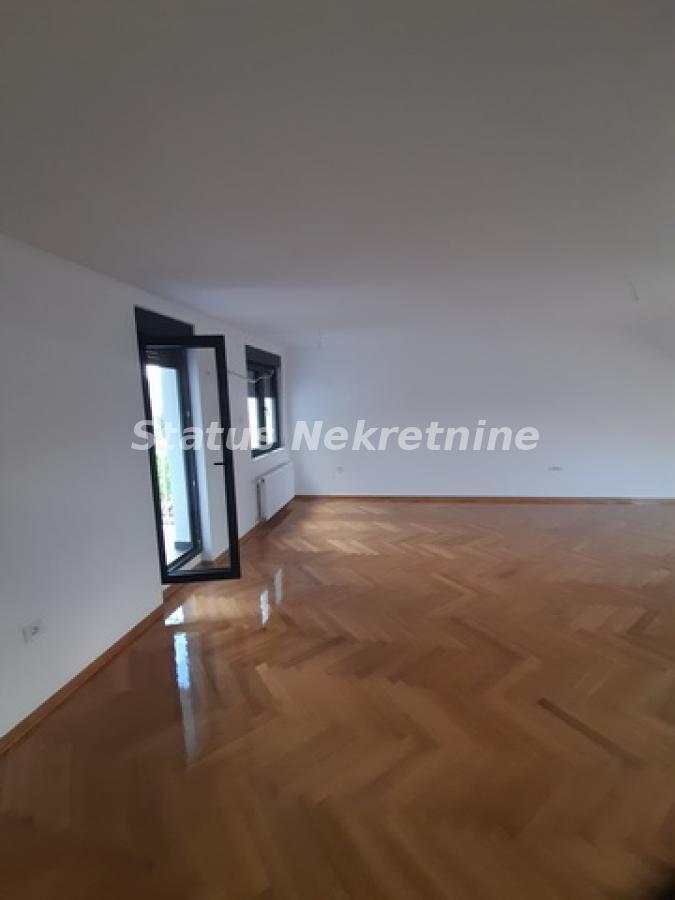 Stan Prodaja Novi Sad  126 m2