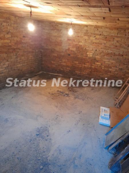 Kuća Prodaja Novi Sad  180 m2