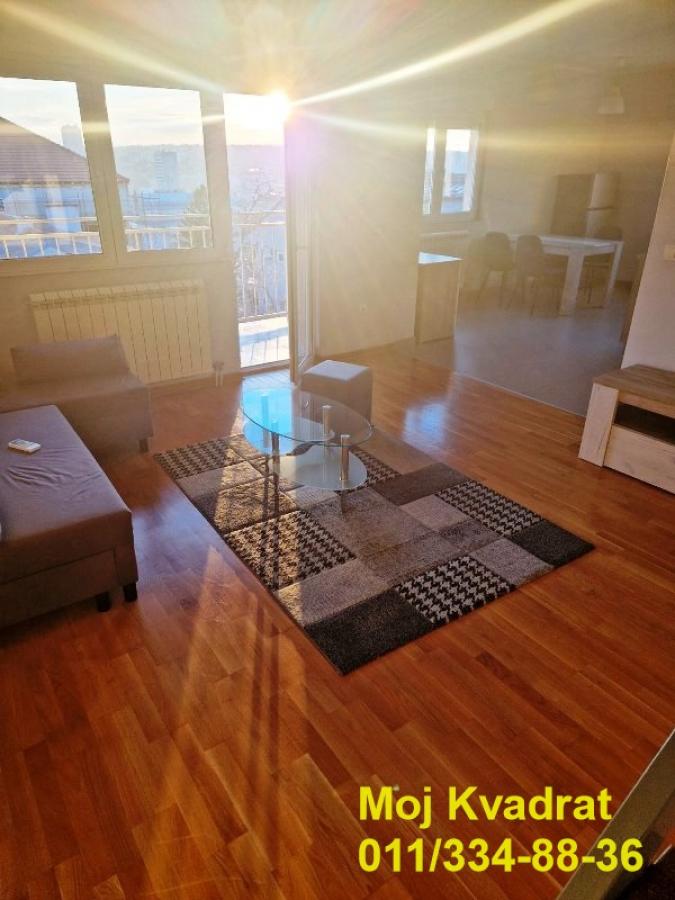 Stan Izdavanje Beograd Lekino Brdo 90 m2