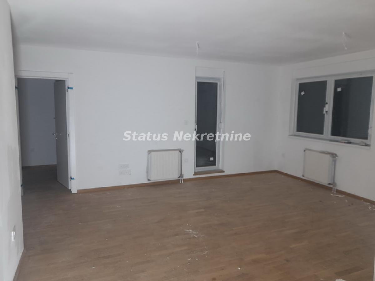 Stan Prodaja Novi Sad  85 m2