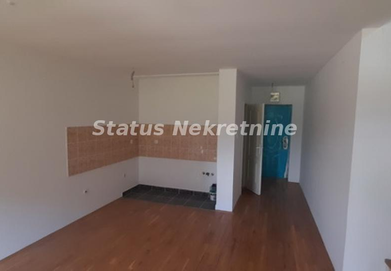 Lokal Prodaja Novi Sad  128 m2