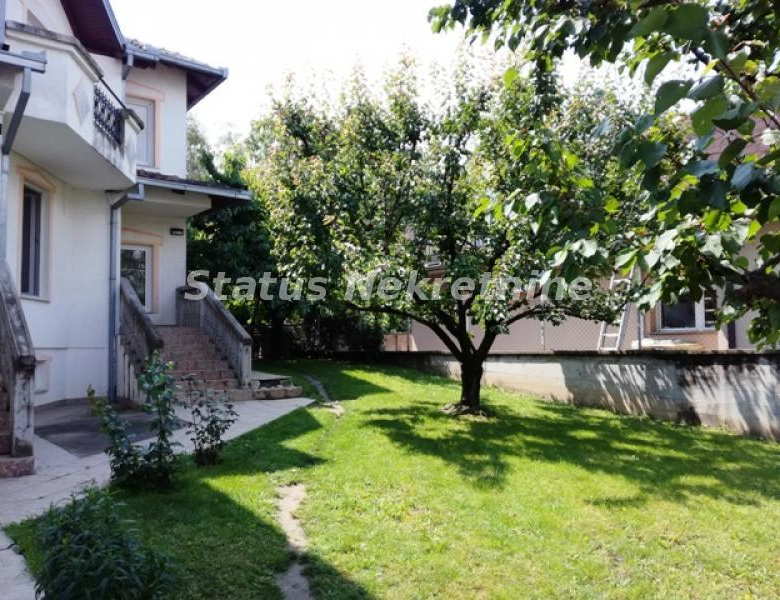 Kuća Prodaja Novi Sad  240 m2
