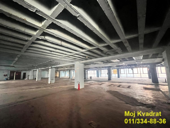 Lokal Izdavanje Beograd Trg Nikole Pašića 1400 m2