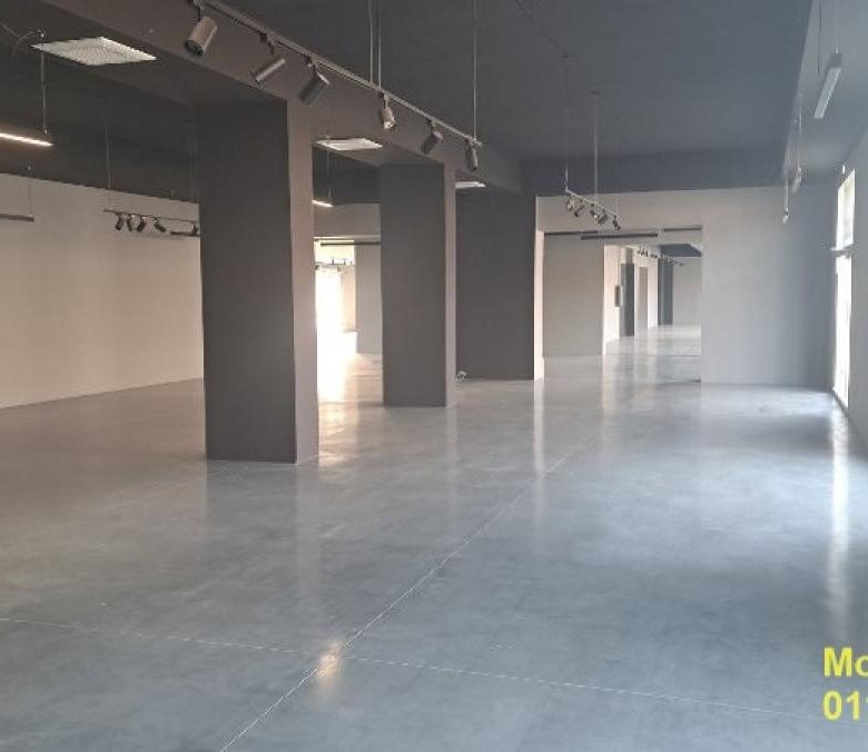 Lokal Izdavanje Pančevo  1800 m2