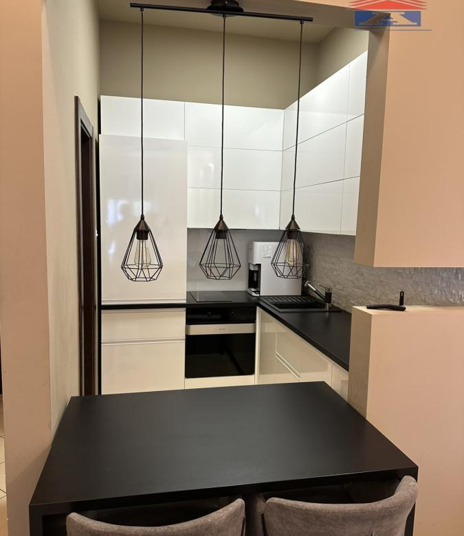 Stan Izdavanje Novi Sad  49 m2