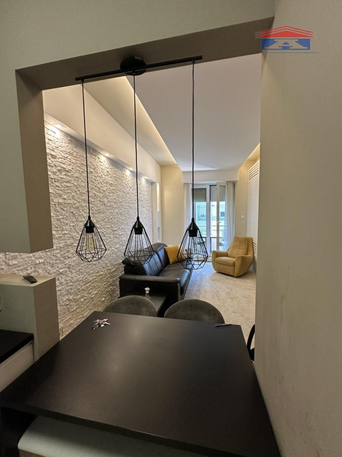 Stan Izdavanje Novi Sad  49 m2