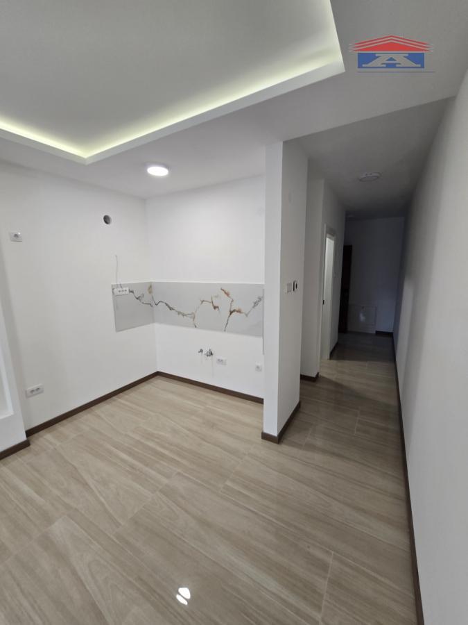 Stan Izdavanje Novi Sad  33 m2
