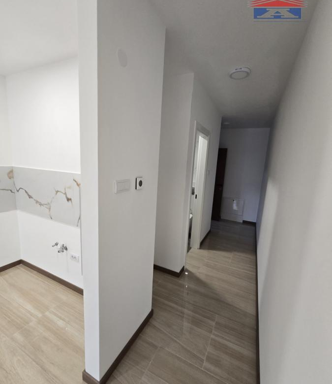 Stan Izdavanje Novi Sad  33 m2