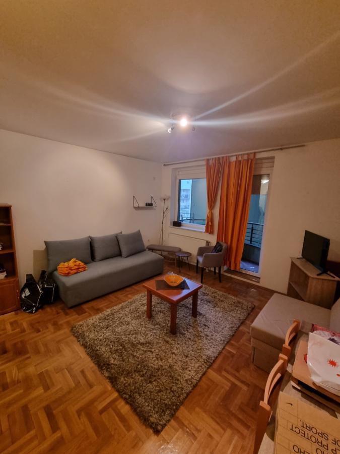 Stan Izdavanje Novi Sad  30 m2