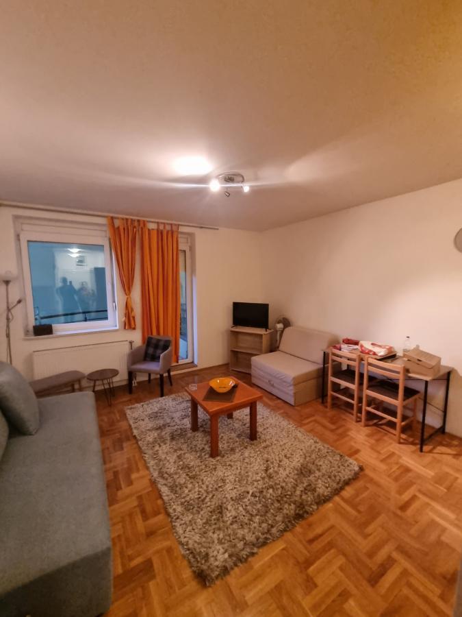 Stan Izdavanje Novi Sad  30 m2
