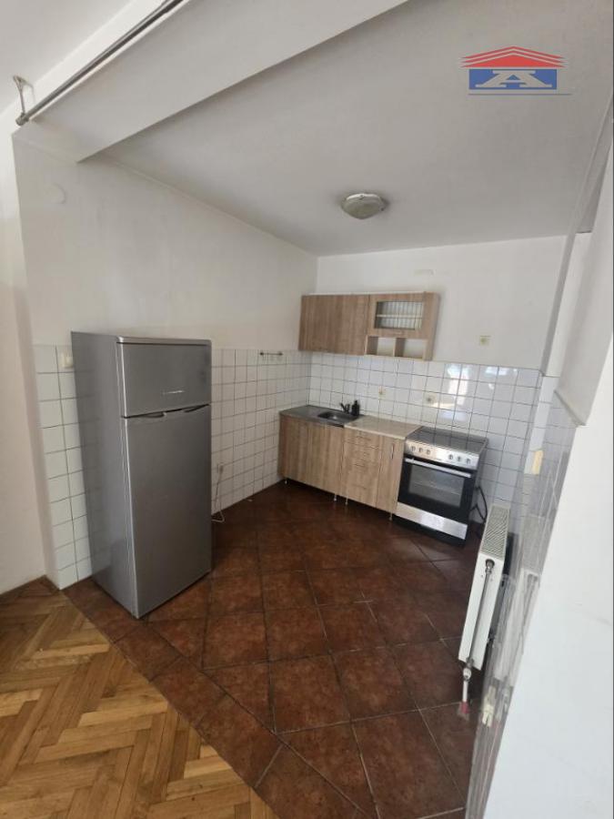 Stan Izdavanje Novi Sad  46 m2