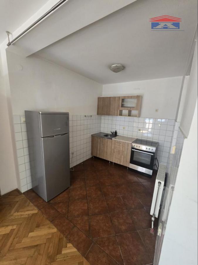 Stan Izdavanje Novi Sad  46 m2