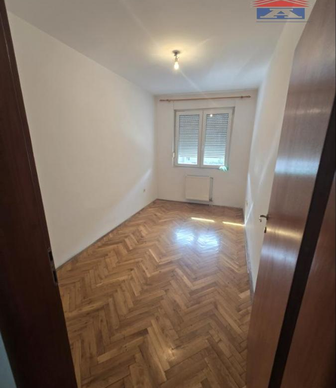 Stan Izdavanje Novi Sad  46 m2
