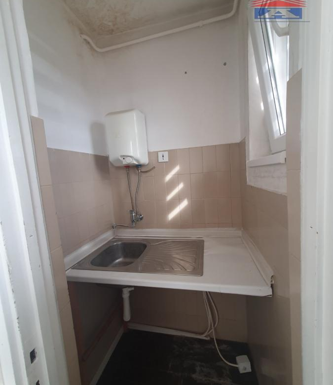 Lokal Izdavanje Novi Sad  68 m2