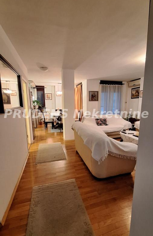Stan Prodaja Beograd Crveni Krst 109 m2