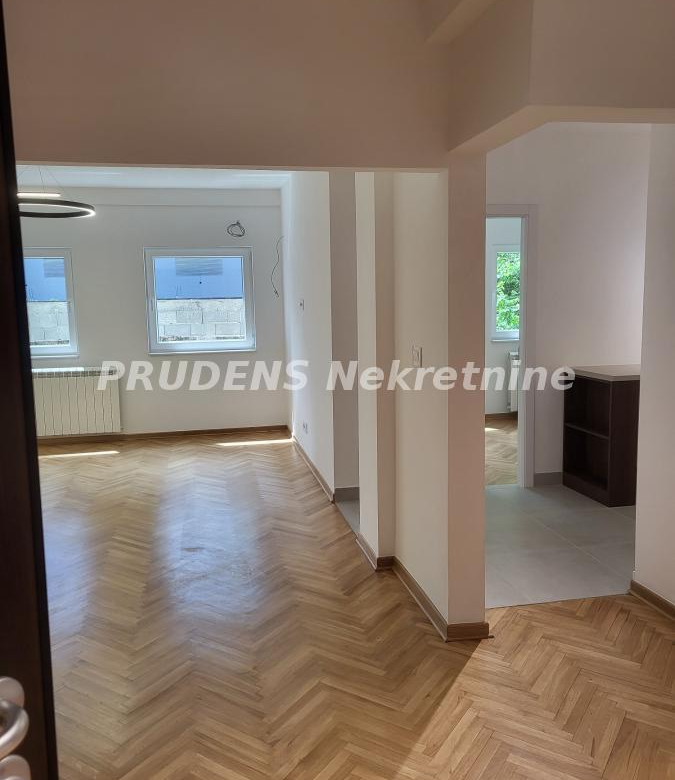 Stan Prodaja Beograd Centar (Savski Venac) 48 m2