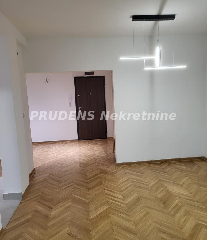 Stan Prodaja Beograd Centar (Savski Venac) 48 m2