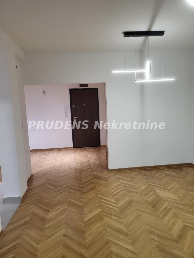 Stan Prodaja Beograd Centar (Savski Venac) 48 m2