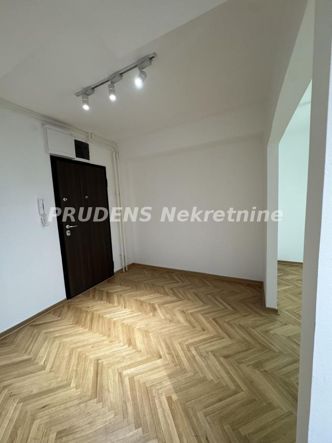 Stan Prodaja Beograd Centar (Savski Venac) 48 m2