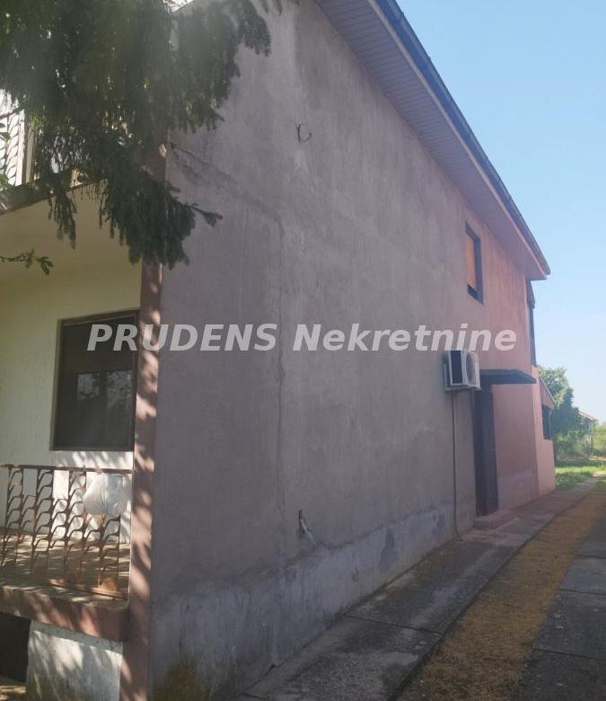 Kuća Prodaja Beograd Bečmen 150 m2