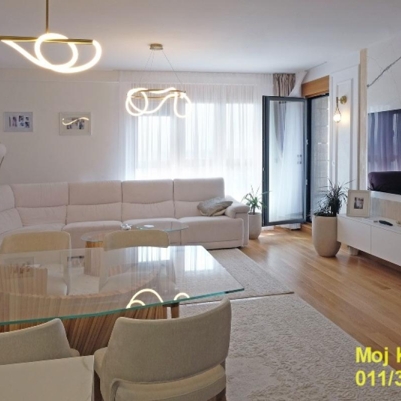 Stan Prodaja Beograd Blok 65 140 m2