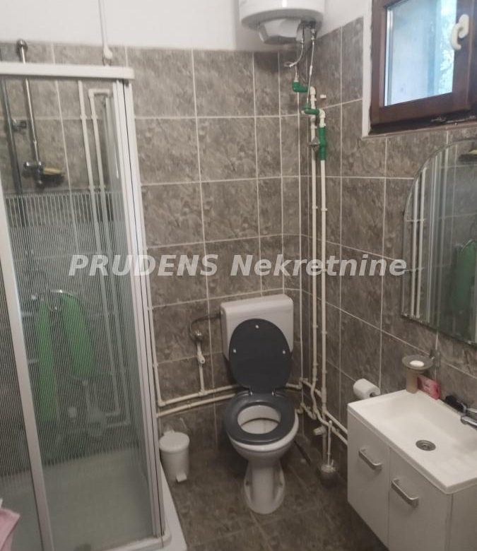 Lokal Izdavanje Beograd Boljevci 80 m2