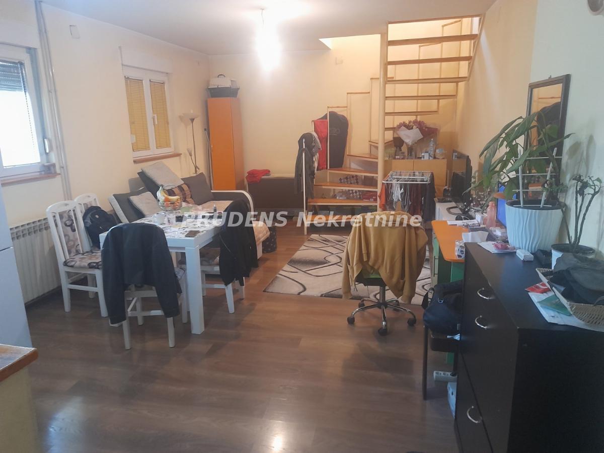 Kuća Prodaja Beograd  80 m2