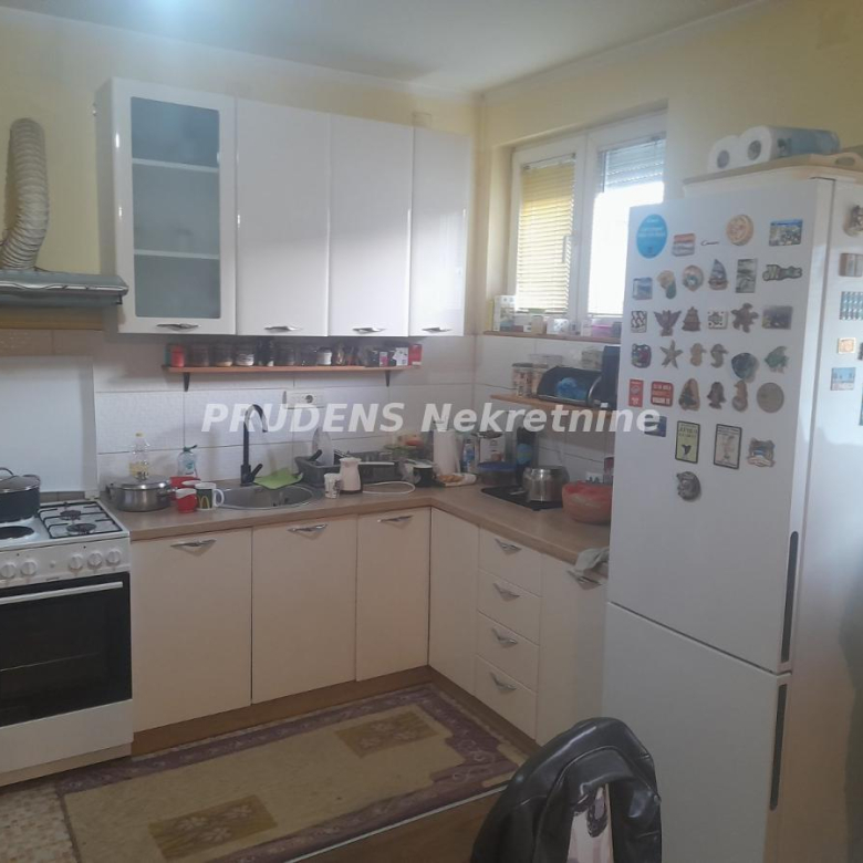 Kuća Prodaja Beograd  80 m2
