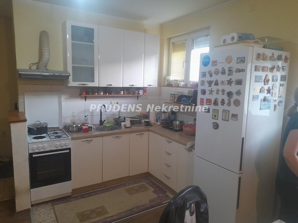 Kuća Prodaja Beograd  80 m2