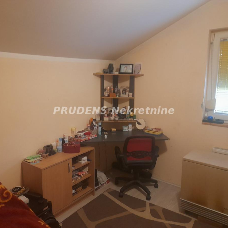 Kuća Prodaja Beograd  80 m2