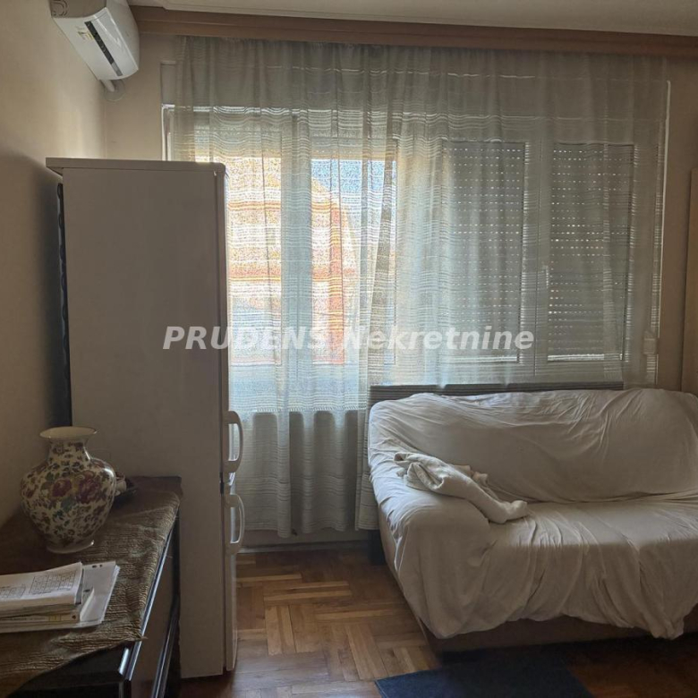 Stan Prodaja Beograd Medaković I 80 m2