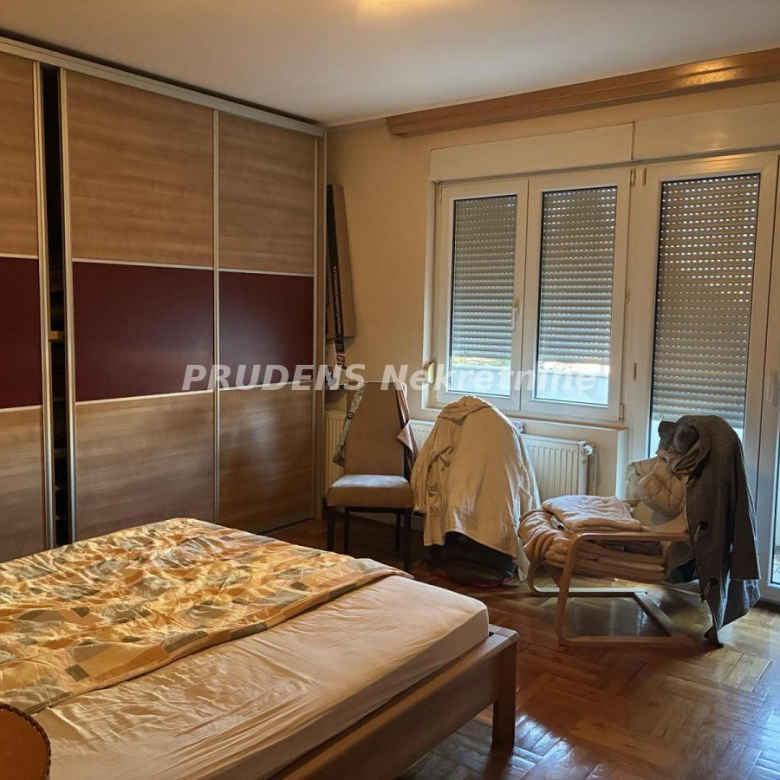 Stan Prodaja Beograd Medaković I 80 m2