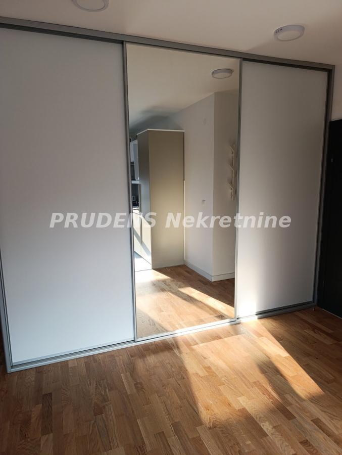 Stan Izdavanje Beograd  57 m2