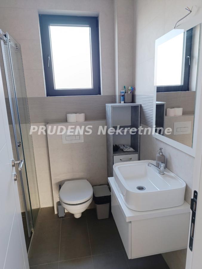 Stan Izdavanje Beograd  57 m2