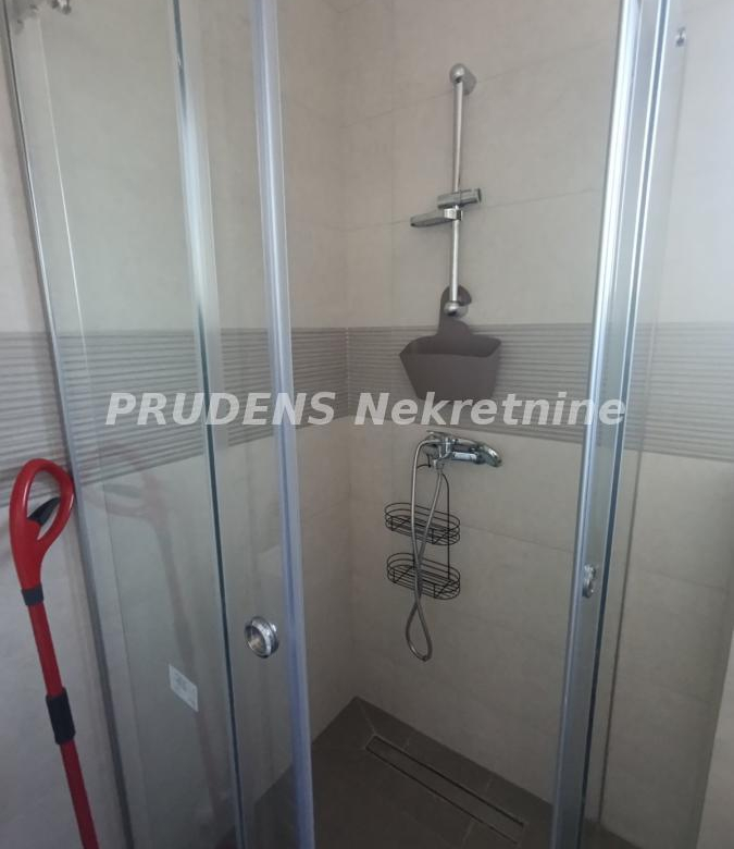Stan Izdavanje Beograd  57 m2